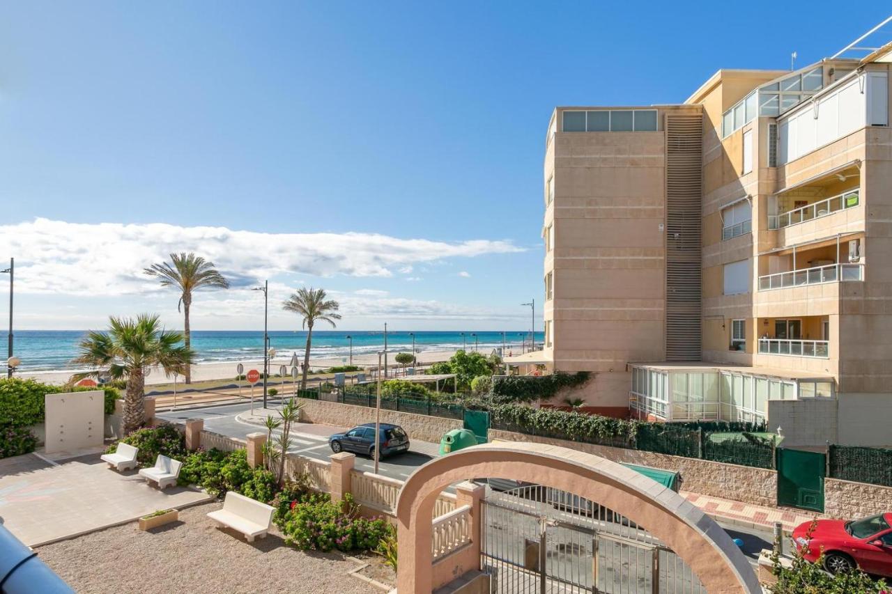 Very Nice And Modern Studio Front Of The Beach El Campello Exterior foto
